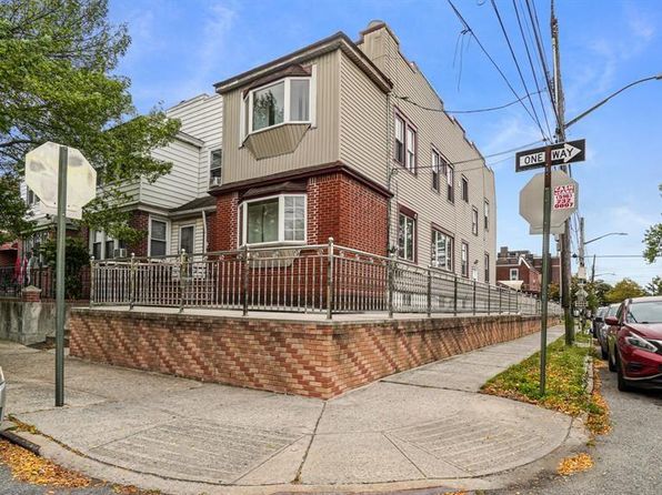 93-02 202nd St FLOOR 2