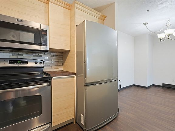 4th image of 39 West St APT A1