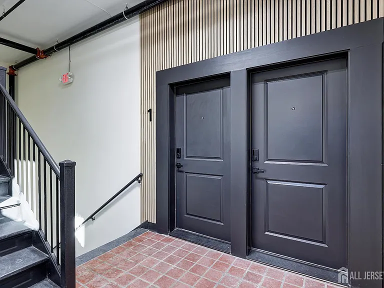 365 George St #1 — Photo 17