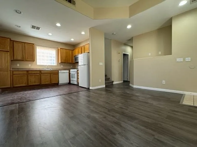 6516 Raven Hall St — Photo 7