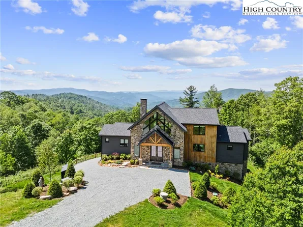 70 Fernwood Trail, Elk Park, NC 28622