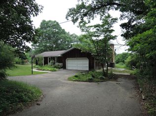 67564 Crooked Creek Rd, White Pigeon, MI 49099