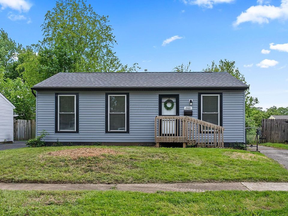 1st image of 2481 Queenswood Dr