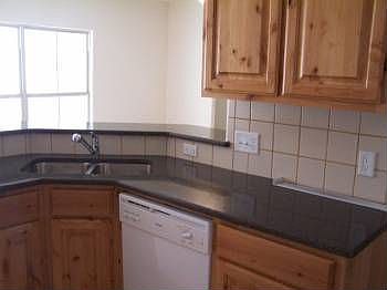 4th image of 307 Bow Dr N