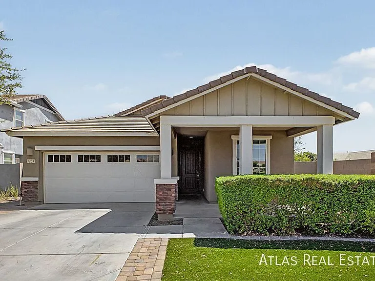 7203 E Onza Ave — Photo 2