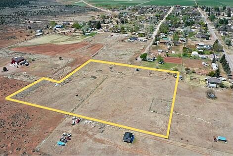3rd image of E In Paragonah Ut