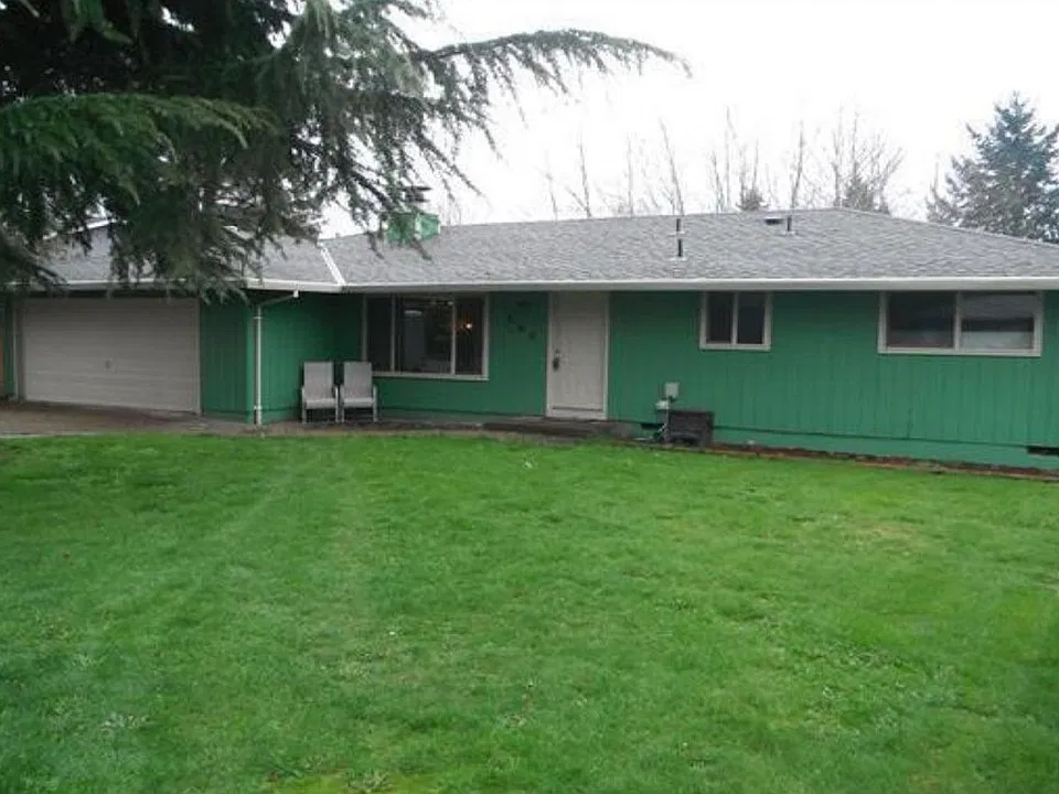 147 Idylwood Dr SE