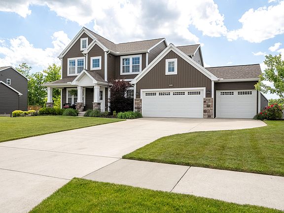 2nd image of 8889 Pictured Rock Dr