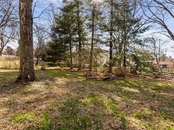 7923 Lewinsville Rd, Mc Lean, VA 22102