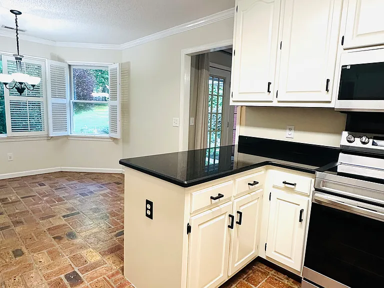 101 Foxwatch Cir — Photo 29
