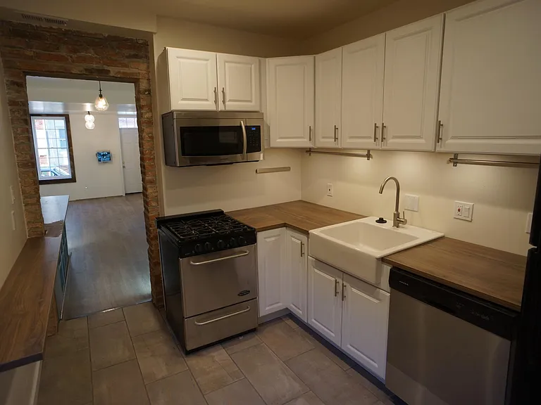 907 Lemmon St — Photo 15