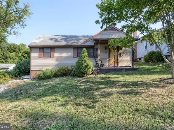 13 W Beale Ave, Enola, PA 17025