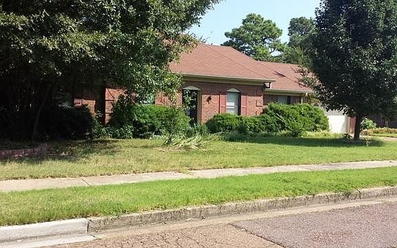 2nd image of 5456 Craigmont Dr