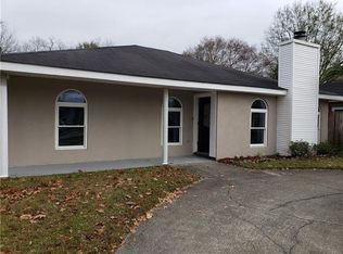 219 Riverview Dr, Saint Rose, LA 70087