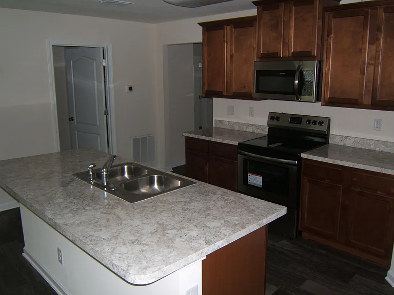 240 Blue Creek Way — Photo 17