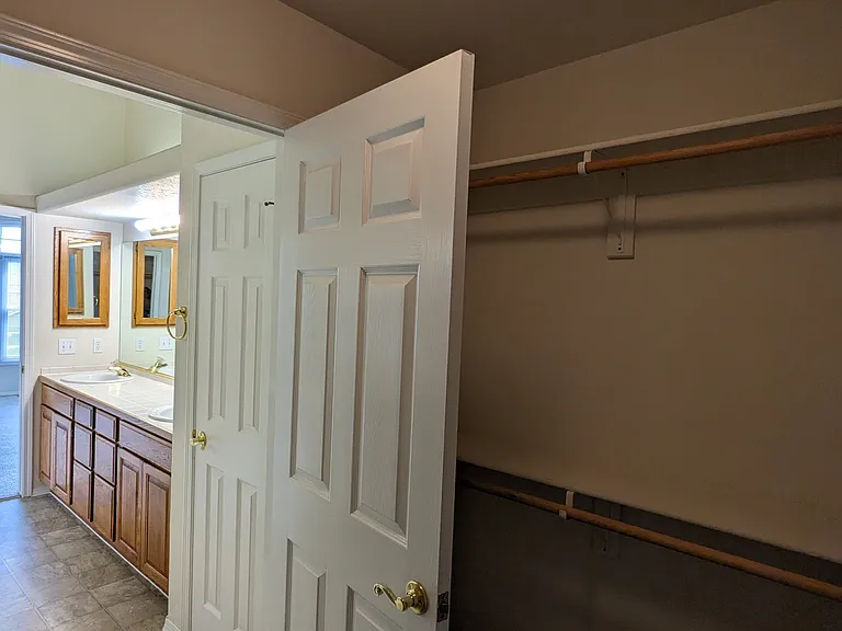 14384 Peaceful Glen Grv — Photo 33