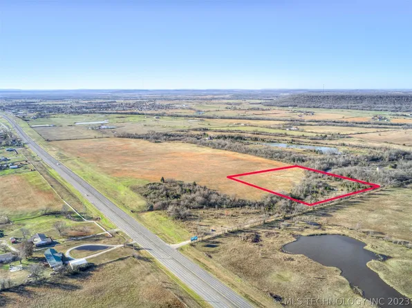 5 Highway 64, Warner, OK 74469