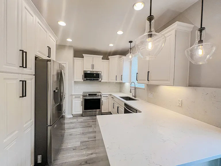 122 Peoria Blvd — Photo 4