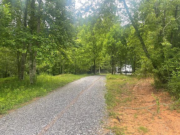2nd image of 823 Hidden Lake Rd