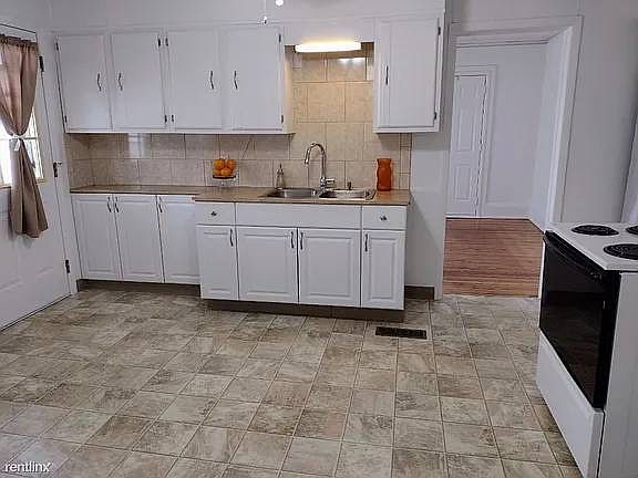 1st image of 4 Apple Ave APT 1