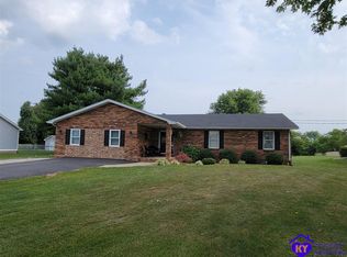 1138 Greensburg Rd, Hodgenville, KY 42748