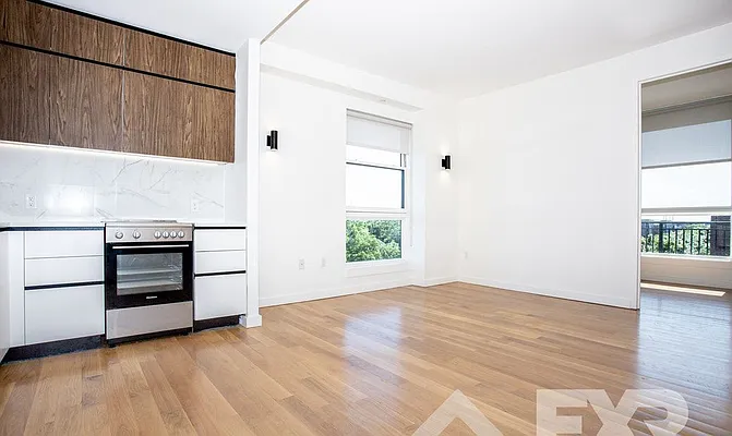 Rented by EXR | media 8