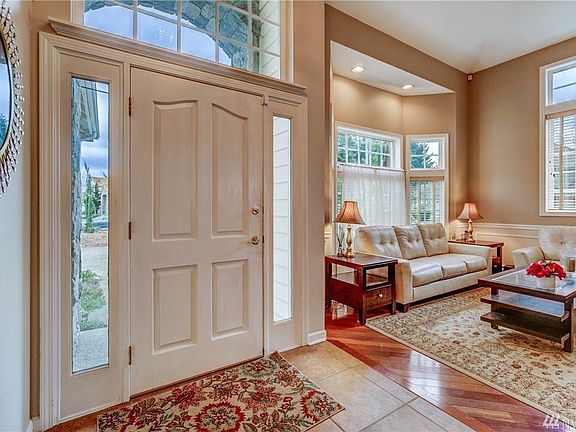 3rd image of 15908 134th Avenue Ct E