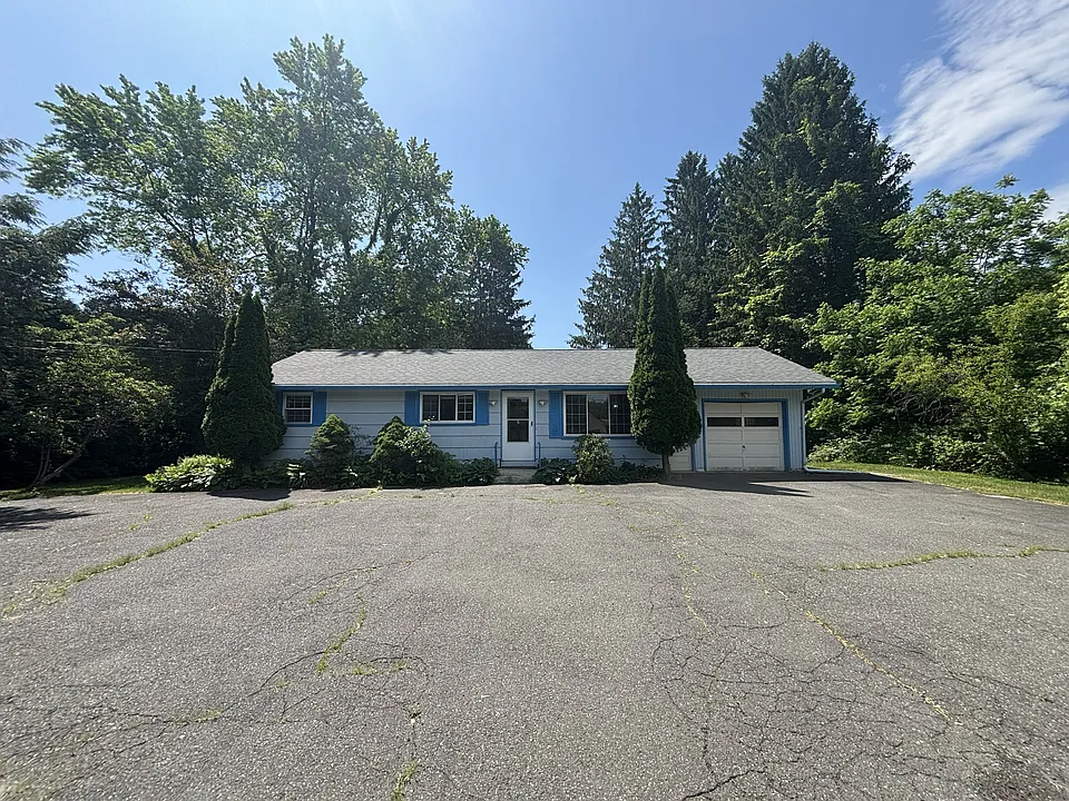 39 Huntington Rd