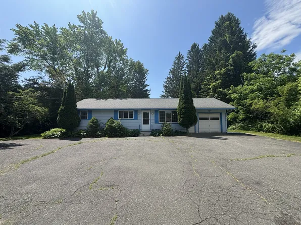 39 Huntington Rd, Hadley, MA 01035