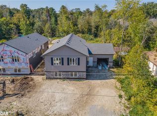 3256 Cove Ave, Innisfil, ON L9S2K7