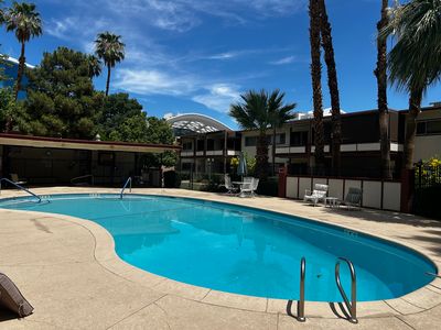 350 E Desert Inn Rd UNIT F104, Las Vegas, NV, 89109