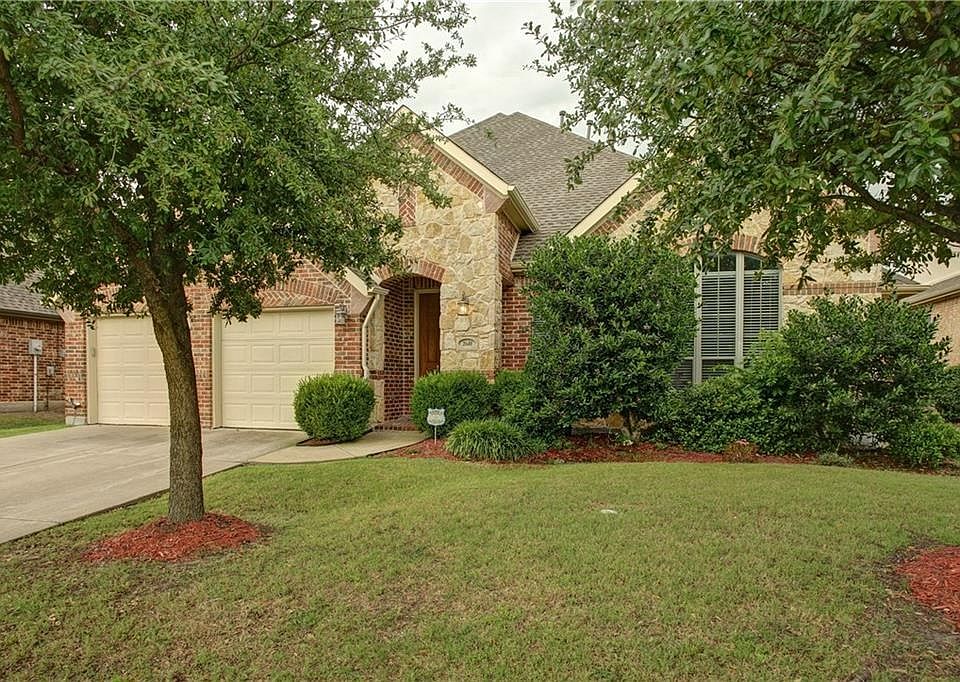 1st image of 2640 Pine Trail Dr