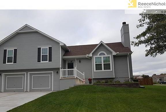 2nd image of 1314 SE Princeton Dr