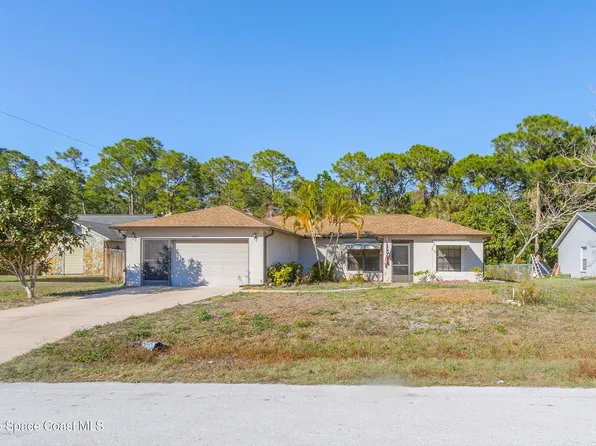 1749 Hays St NW, Palm Bay, FL 32907