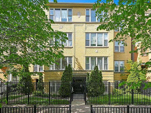 2nd image of 3048 W Franklin Blvd APT 2W