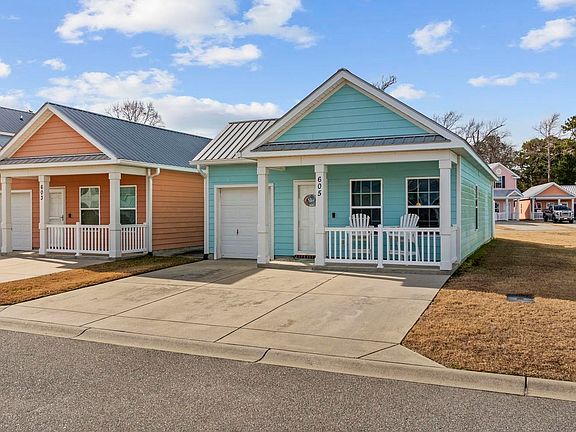 3rd image of 605 Wave Rider Ln. #B14-3