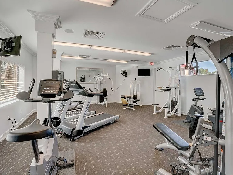500 Uno Lago Dr #201 — Photo 47