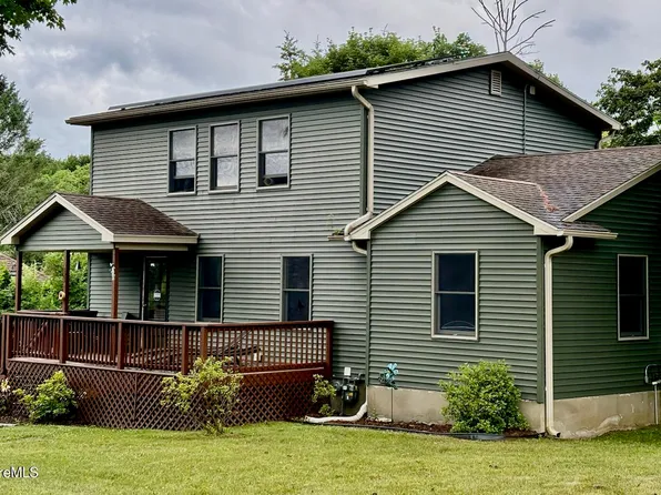 123 Highland Ave, Pittsfield, MA 01201