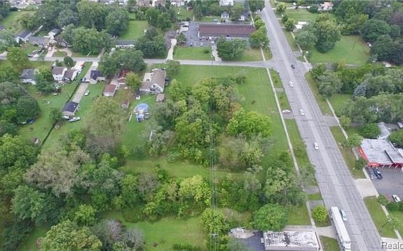 2nd image of 21525 Goddard Rd