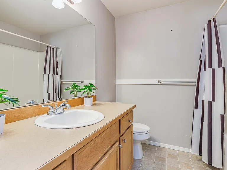 1727 SE 30th Pl — Photo 20