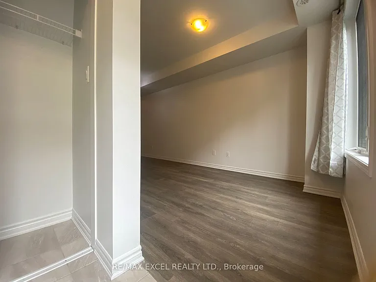 15 Heron Park Pl #5 — Photo 17