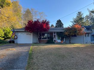 1422 16th St, Astoria, OR 97103