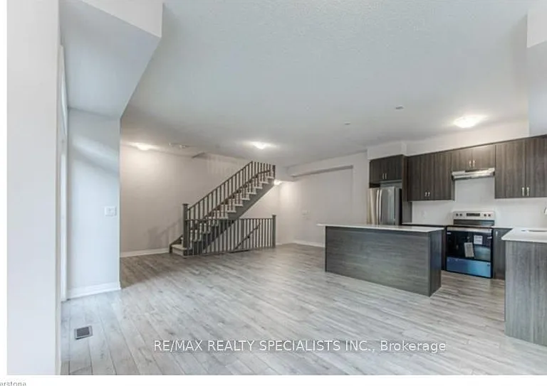 585 Colborne St #601 — Photo 12