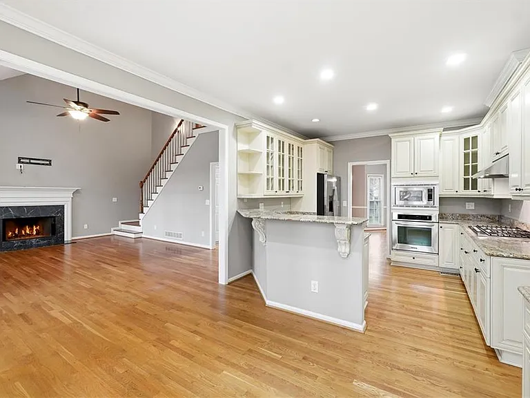 5145 Harbour Ridge Dr — Photo 9