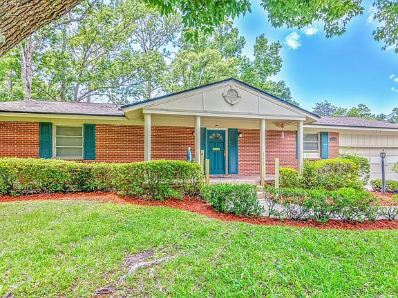 5th image of 8414 San Martarro Dr E