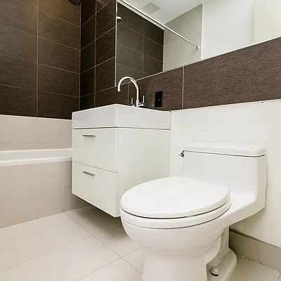 Rented by Nooklyn NYC LLC | media 12