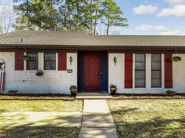 2200 N 4th St, Longview, TX 75605