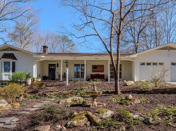 1316 Junaluska Rd, Andrews, NC 28901