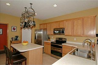 5th image of 4001 NE Gardenia Ln