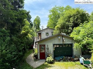 515 Greer Ln, Vilas, NC 28692